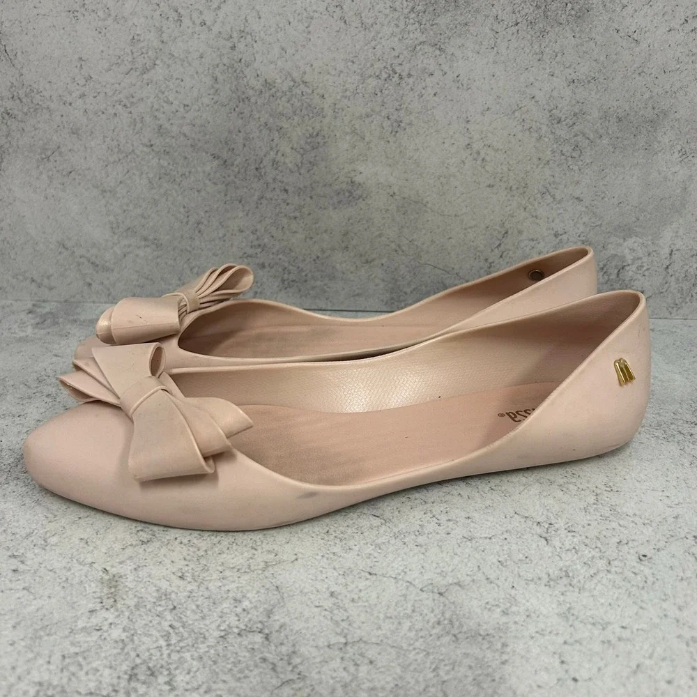 Melissa Soft Pink Rubber Pointed Bow Flats Size 8